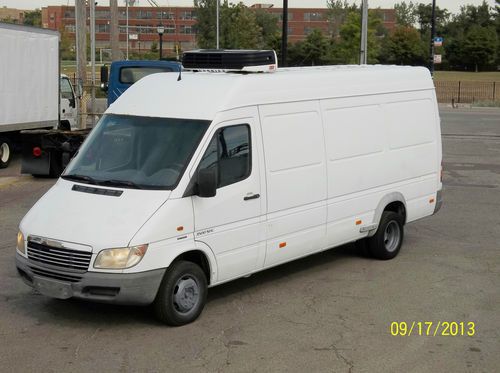 2002 dodge - freightliner sprinter 3500 shc - refrigerated one owner all records
