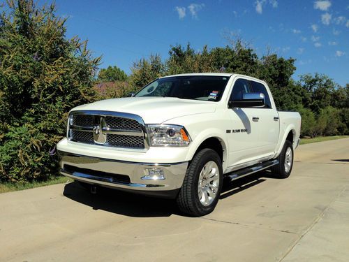2012 ram 1500 outdoorsman crew cab 4x4 hemi dvd / nav *********no reserve*******