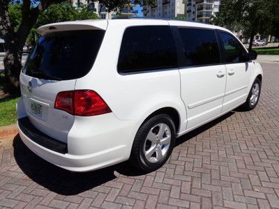 Florida 09 Routan SEL Navi DVD Ent. Clean Carfax Wint Pkg Pk Assist No Reserve !, image 5