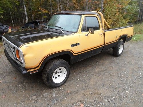 1978 dodge macho powerwagon 400 big block 4 speed, factory sun roof long bed