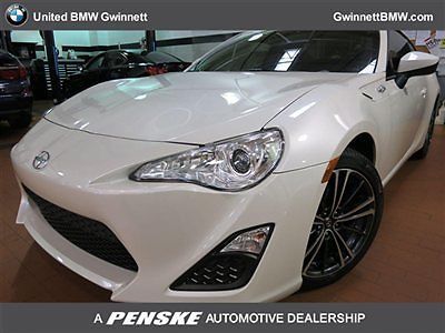 2013 scion fr-s low miles 2 dr coupe manual gasoline 2.0l 4 cyl engine white