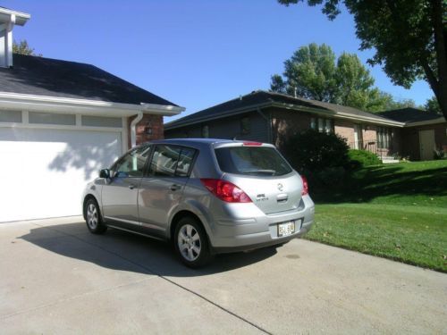 2011 nissan versa sl - great deal!!! - $12750 (lincoln, ne)