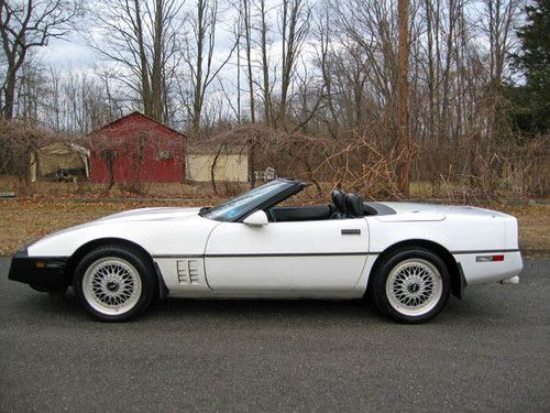 1990 chervrolet corvette convertible  senior owned   no reserve!