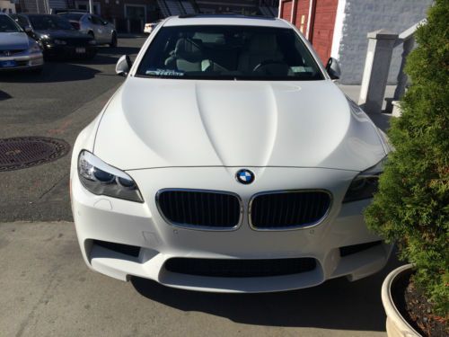 2013 BMW M5 Base Sedan 4-Door 4.4L Alpine White with 5,450 Miles!!!, US $91,000.00, image 3