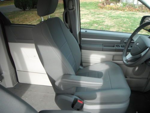 08 DODGE GRAND CARAVAN  HANDICAP VAN WHEEL CHAIR RAMP 39000 MILES 1 OWNER, US $25,500.00, image 11