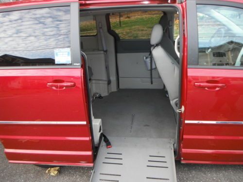 08 DODGE GRAND CARAVAN  HANDICAP VAN WHEEL CHAIR RAMP 39000 MILES 1 OWNER, US $25,500.00, image 18