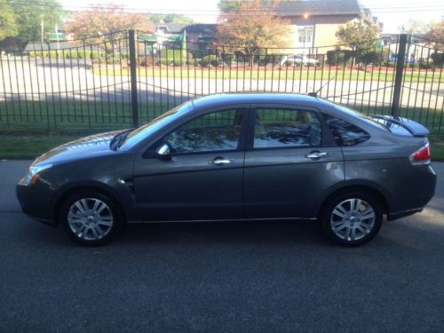 2009 Ford Focus SEL Sedan 4-Door 2.0L, image 6