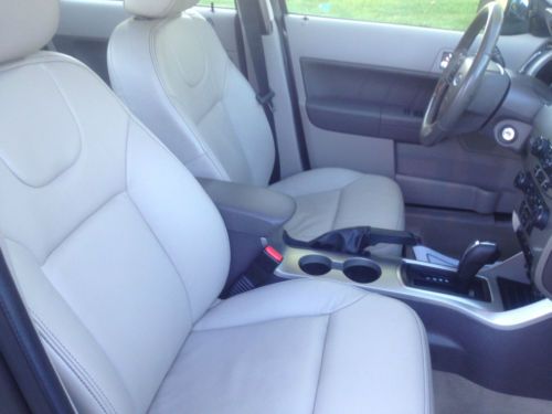 2009 Ford Focus SEL Sedan 4-Door 2.0L, image 8