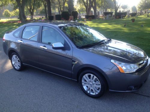 2009 Ford Focus SEL Sedan 4-Door 2.0L, image 12