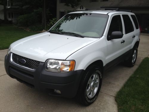 2003 ford escape awd xlt sport utility 4-door 3.0l