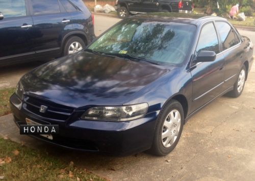 Dark blue, 4 door sedan, cd player, tint, rebuilt trans, 98 accord