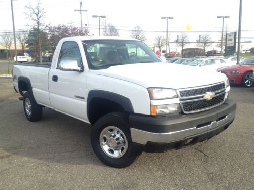 Chevrolet silverado 2500 2500hd white low mileage snow truck work chevy pickup