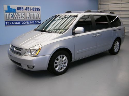 We finance!!!  2009 kia sedona ex lwb roof tv heated leather 1 own texas auto