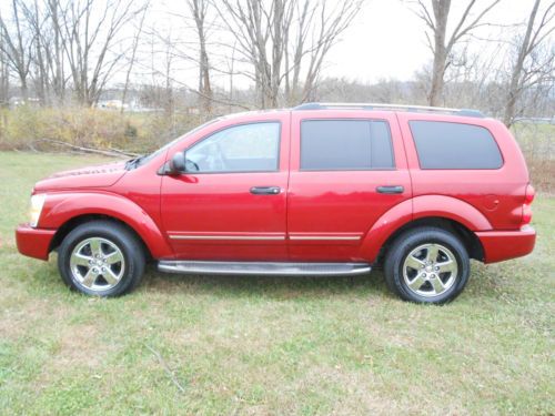 Let it snow!! 4x4 hemi 06 durango heated seats 3 row leather sunroof dvd sirius