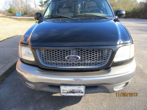Ford f150 lariat crew cab 2003 2wd v.ggod condition by owner no reserve