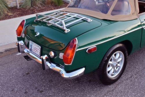 1974 MG MGB Convertible, image 6