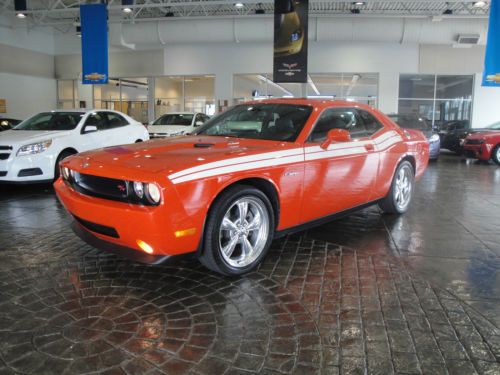 ONE OWNER ACCIDENT FREE 2010 CHALLENGER R/T LEATHER MOONROOF 6-SPD LOW MILES!, US $25,980.00, image 6