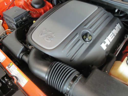 ONE OWNER ACCIDENT FREE 2010 CHALLENGER R/T LEATHER MOONROOF 6-SPD LOW MILES!, US $25,980.00, image 11