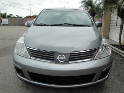 2008 nissan versa s sedan 4-door 1.8l