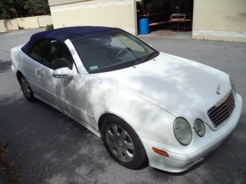 2003 mercedes-benz clk320 base convertible 2-door 3.2l