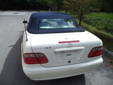 2003 Mercedes-Benz CLK320 Base Convertible 2-Door 3.2L, image 2