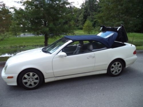2003 Mercedes-Benz CLK320 Base Convertible 2-Door 3.2L, image 3