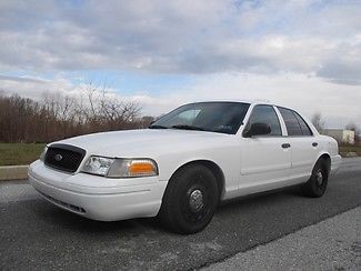 2004 ford crown vic police interceptor p71 low miles runs excellent clean car