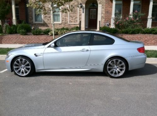 2011 bmw m3 base coupe 2-door 4.0l