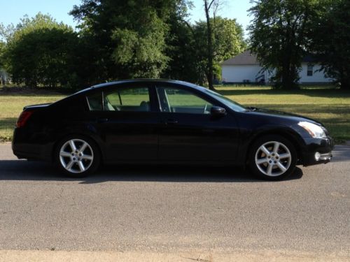 2004 nissan maxima se sedan 4-door 3.5l