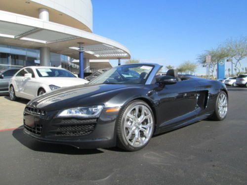 11 black v10 quattro awd r-tronic miles:9k convertible