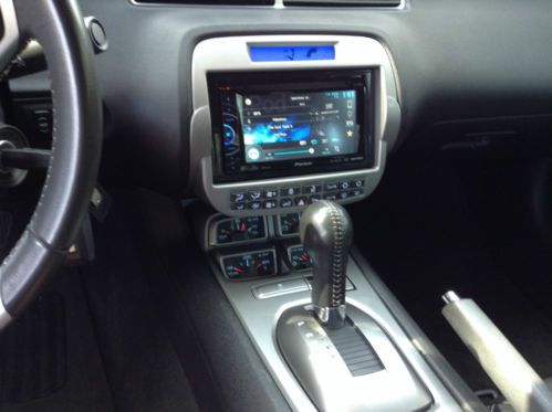 2011 Chevrolet Camaro SS Coupe 2-Door 6.2L, image 6