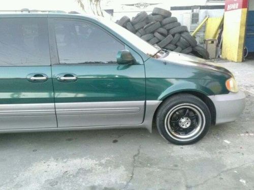 Van mini kia sedona