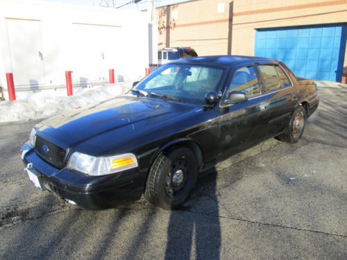 2009 black ford crown victoria police interceptor sedan 4-door 4.6l