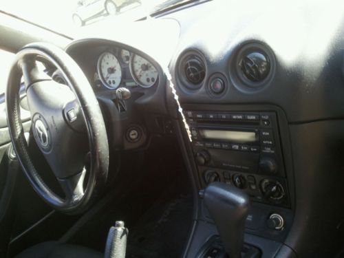 2003 mazda miata convertable runs excellent new paint