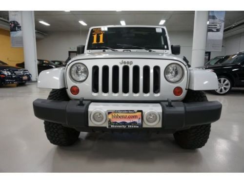 ONLY 26K MILES, Hardtop, Automatic, Sahara, 4WD, 310-925-7461, US $25,860.00, image 2