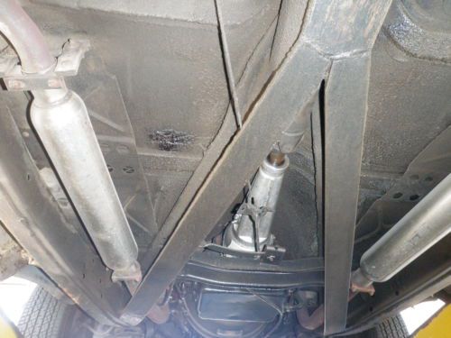 1957 Ford Fairlane Base 5.1L, image 3