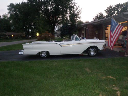 1957 Ford Fairlane Base 5.1L, image 10