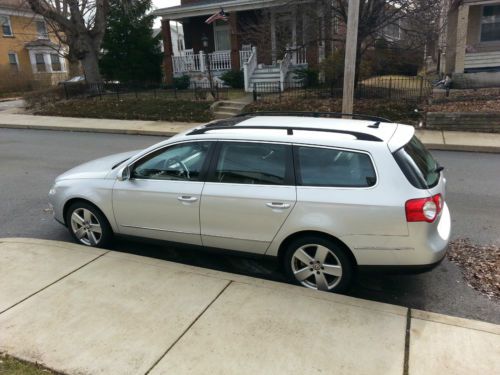 2008 volkswagen passat komfort wagon 4-door 2.0l