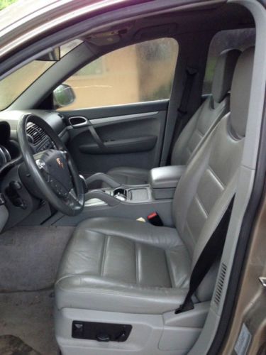2004 porsche cayenne s sport utility 4-door 4.5l