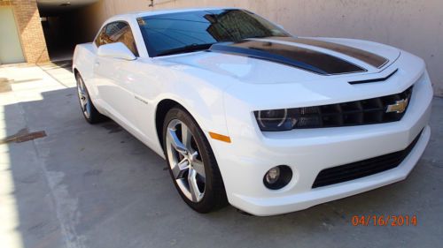 2010 chevrolet camaro ss coupe 2-door 6.2l