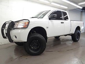 2004 nissan titan xe 4x4 brand new 6&#034; lift brand new tires we finance!!