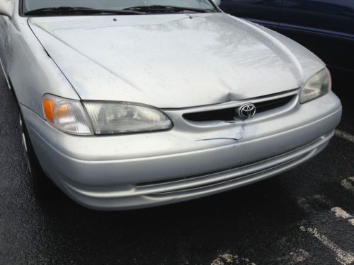 1999 toyota corolla le sedan 4-door 1.8l