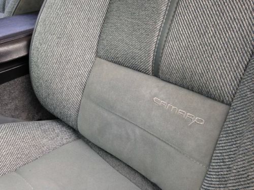 1991 Chevrolet Camaro RS Coupe 2-Door 5.0L, image 23