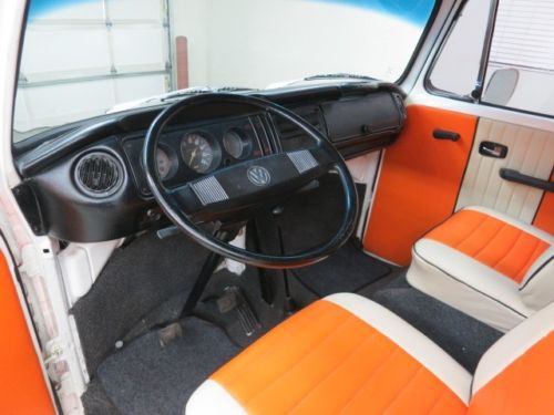 1972 Volkswagen Bus "Transport" in fresh Orange / White finish with updated int., US $19,750.00, image 10