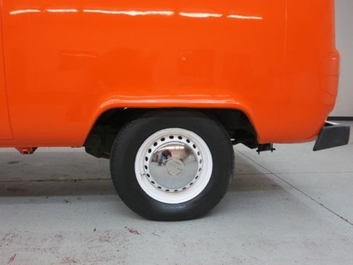 1972 Volkswagen Bus "Transport" in fresh Orange / White finish with updated int., US $19,750.00, image 19