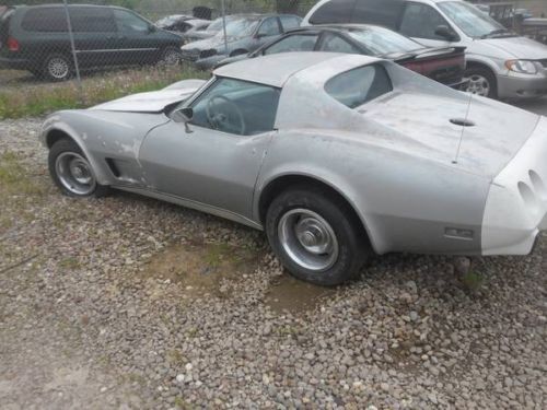 1975 chevrolet corvette stingray coupe 2-door 5.7l no reserve