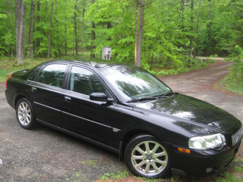 2005 volvo s80 fully loaded! nice car!