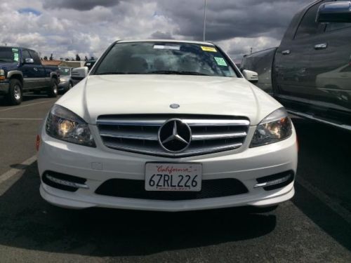 2011 mercedes-benz c300 luxury sedan 4-door 3.0l