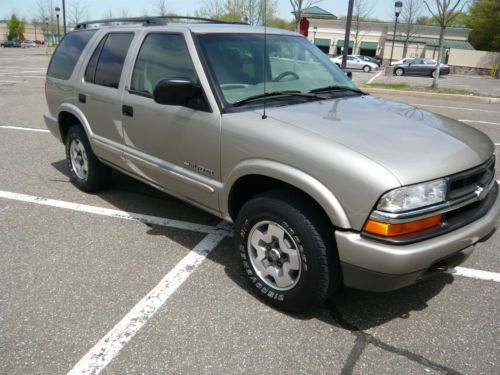 2002 chevrolet blazer ls sport utility 4-door 4.3l 4x4 1 owner accident free...