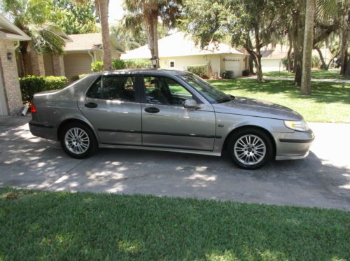 2005 saab9-5 wonderful condition, every option available, super nice driver.